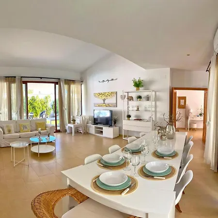 Pinares De Monaco En Roche, Conil, Cadiz Кониль-де-ла-Фронтера