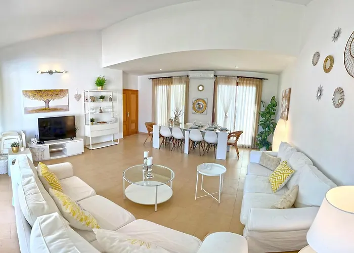 Villa Pinares De Monaco En Roche, Conil, Cadiz *